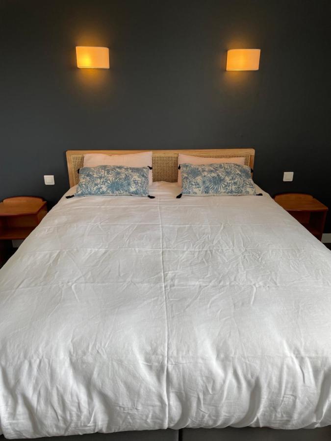 Hotel De La Cale Fouesnant Εξωτερικό φωτογραφία
